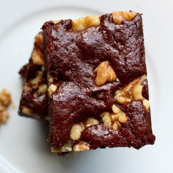 Roasted Walnut & Chocolate Brownie (Low Gluten* )